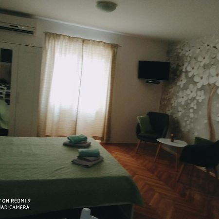Studios Ana Mari Komiža Camera foto