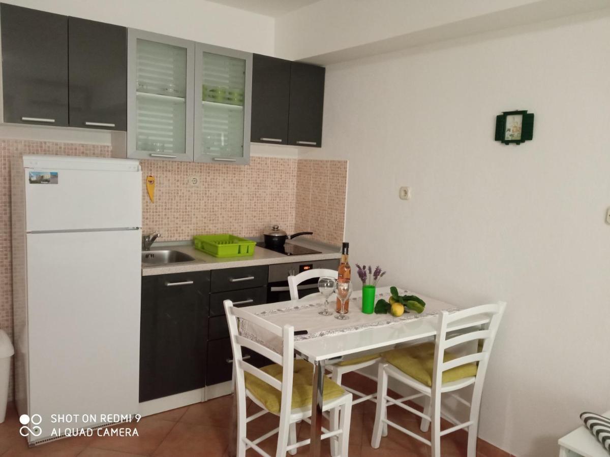 Studios Ana Mari Komiža Esterno foto