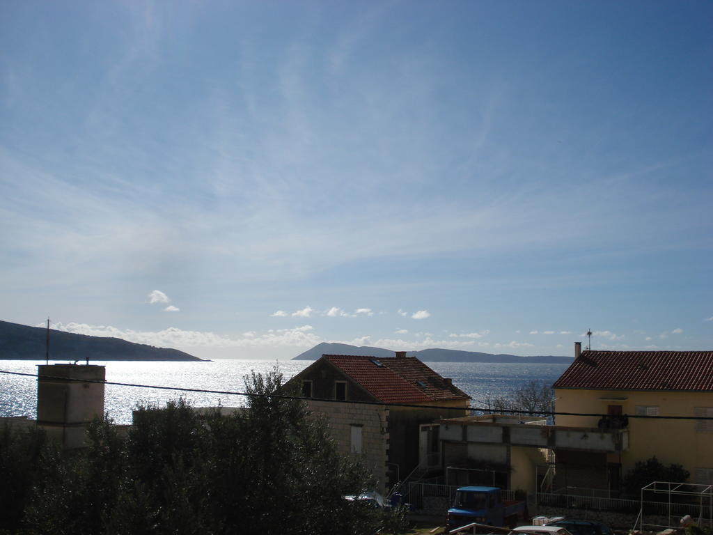 Studios Ana Mari Komiža Camera foto