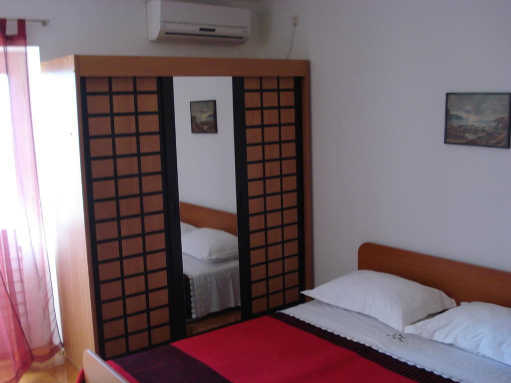 Studios Ana Mari Komiža Camera foto
